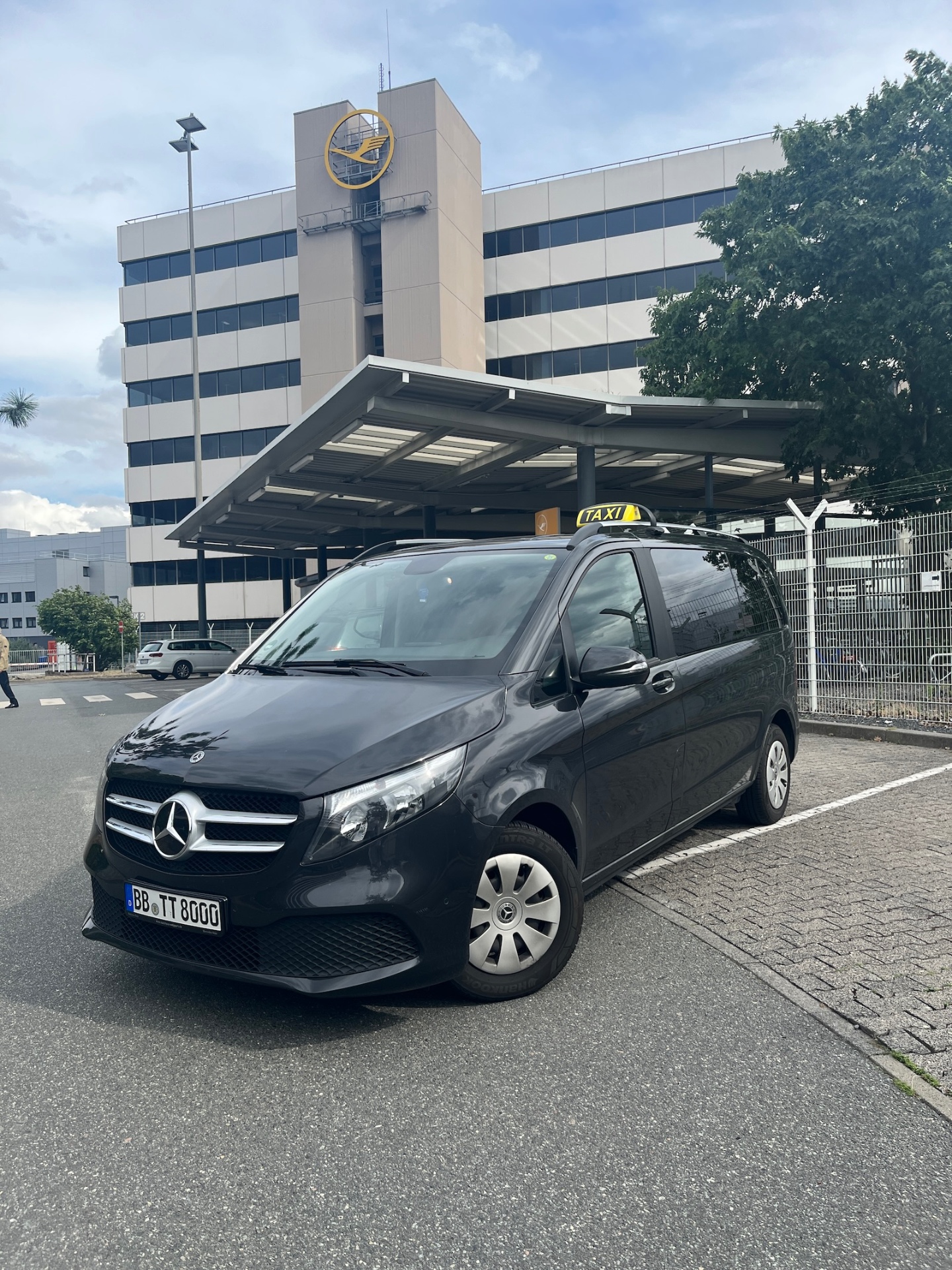 BB Taxi am Flughafen Frankfurt